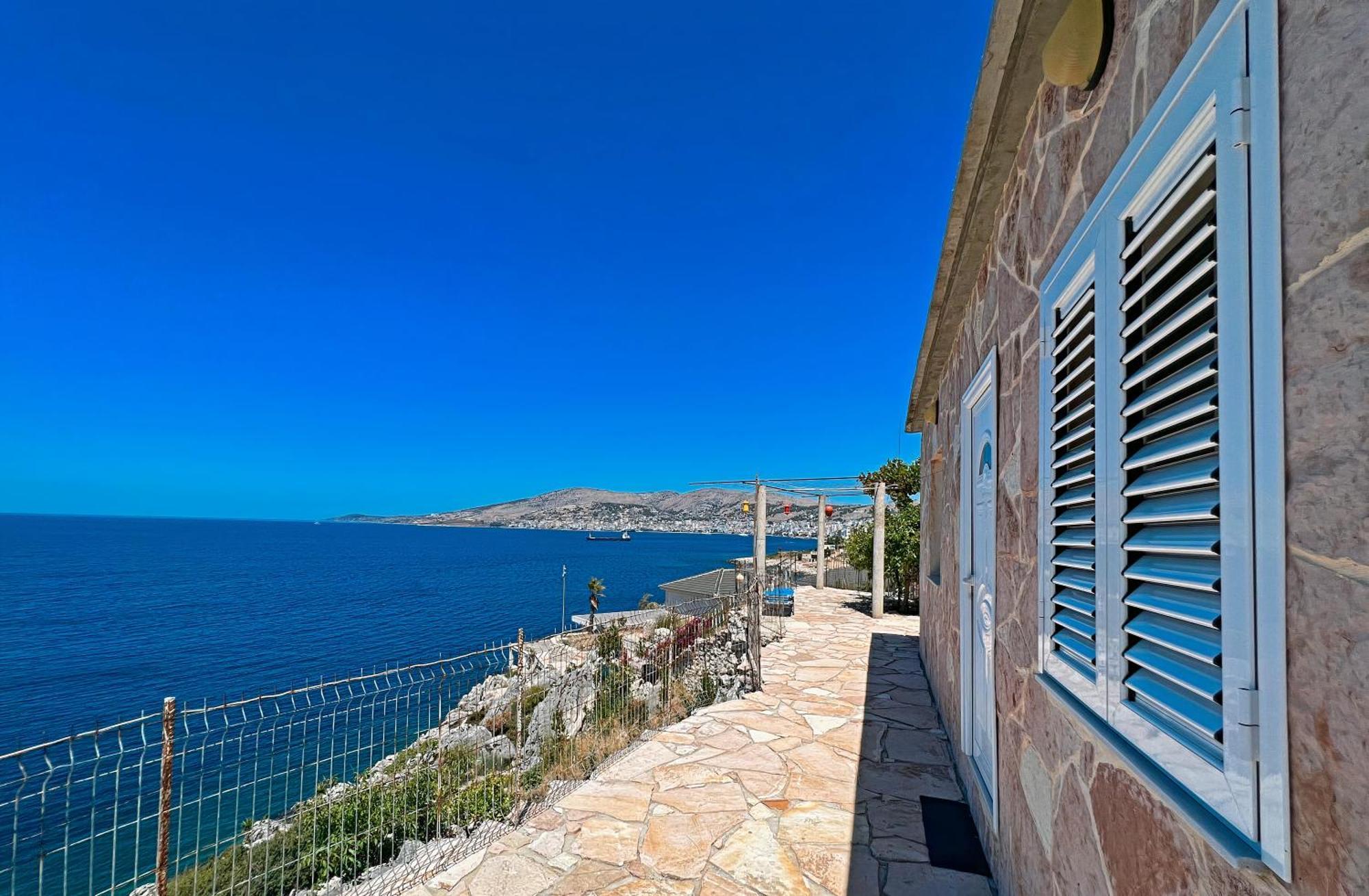 Prive Hill Saranda Villa ภายนอก รูปภาพ